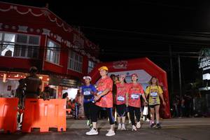 BIB: 102, 460, 32362
                            <button type="button" onclick="openModal(26261852)" class="btn btn-primary btn-sm float-right btn-popup" data-toggle="modal" data-target=".modal-high-quality">
                        <i class="fas fa-shopping-cart"></i> Add to Cart
                    </button>
                                            <button type="button" onclick="isThisMe(26261852, true)" class="btn btn-success btn-sm float-right btn-popup btn-isme hidden" data-toggle="tooltip" data-placement="bottom" title="นี่คือรูปของคุณใช่ไหม คลิกที่นี่เพื่อเอาเข้าอัลบั้ม">
                        <i class="fas fa-plus"></i> Add to album
                    </button>
                    <button type="button" onclick="isThisMe(26261852, false)" class="btn btn-warning btn-sm float-right btn-popup btn-isnotme hidden">
                        <i class="fas fa-ban"></i> Remove from album
                    </button>